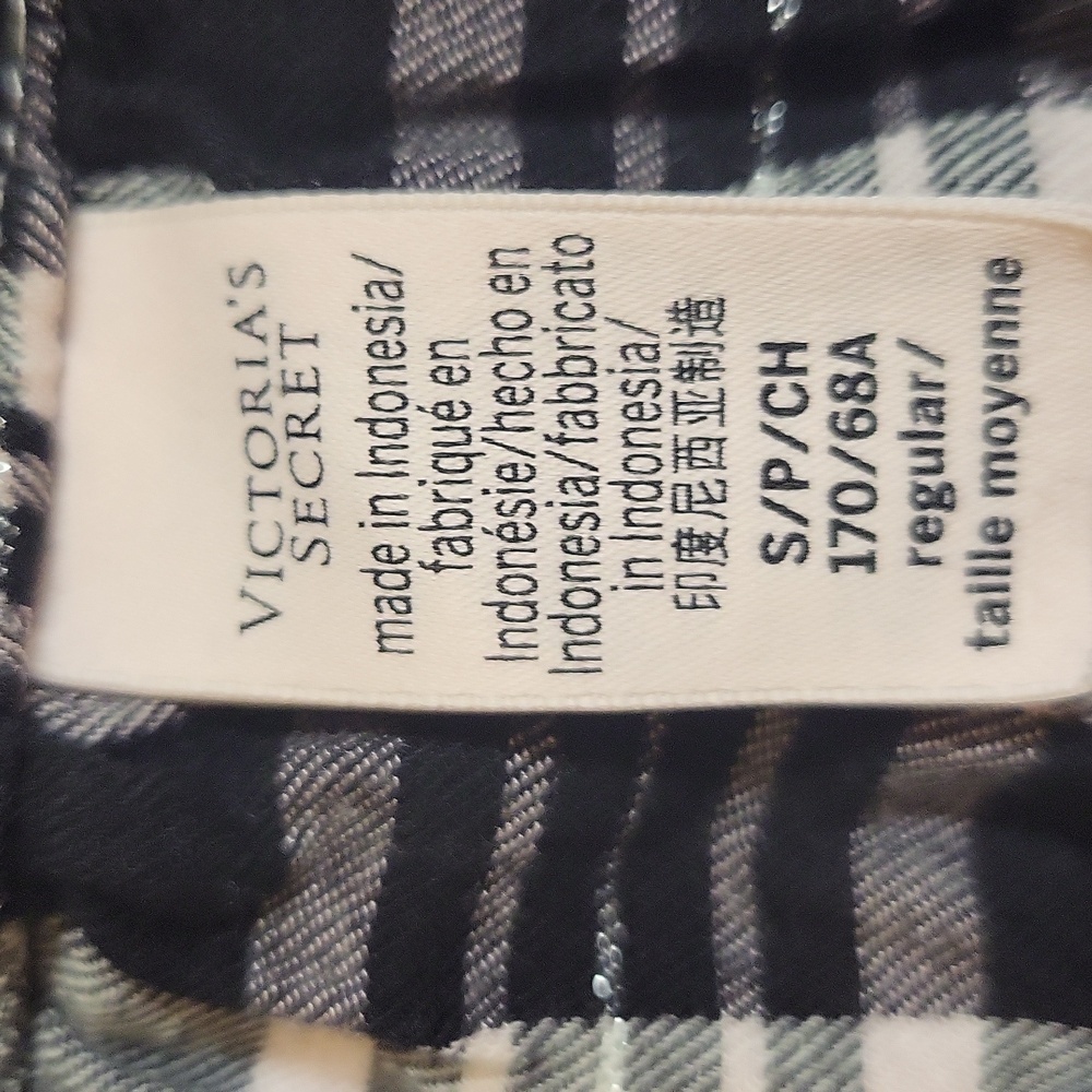 Victoria's Secret Black and White And Pink Plaid Pants - Picture 5 of 5
